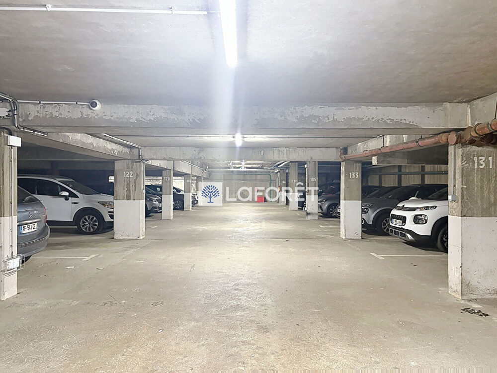 Vente Parking/Garage À VENDRE .  PLACE DE PARKING SÉCURISÉE EN SOUS-SOL . FÉCAMP FÉcamp