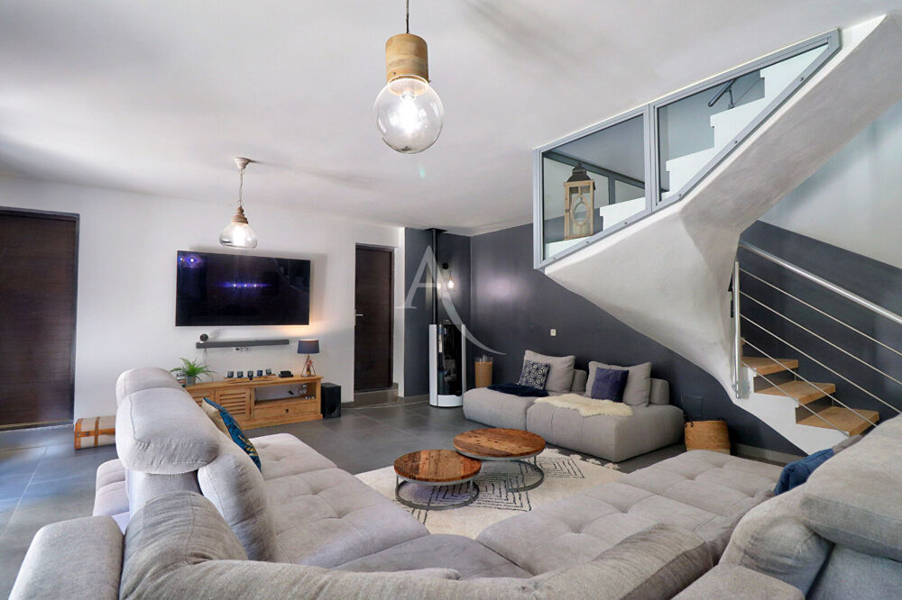 Maison 6 pièces 173 m² · à Rians · 173 m² · 549 000 €