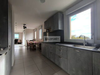 Vente Appartement Appartement d'Exception à Châteauneuf du Pape - 128m²  - Garage double et Terrasses Chateauneuf du pape