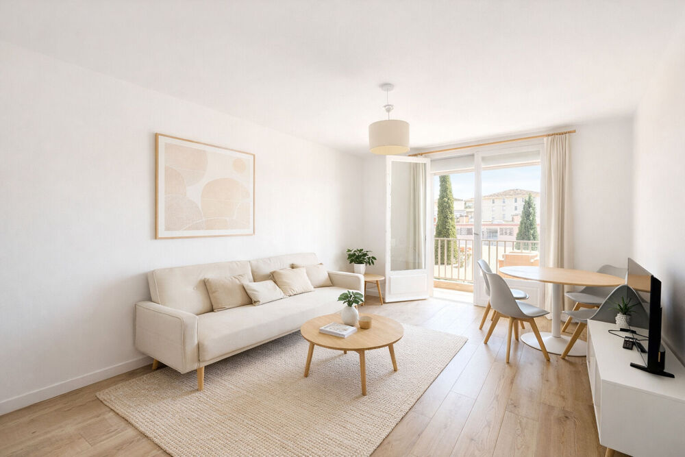 Appartement 3 pièces lumineux à vendre à Saint-Raphaël - Dernier étage avec terrasse