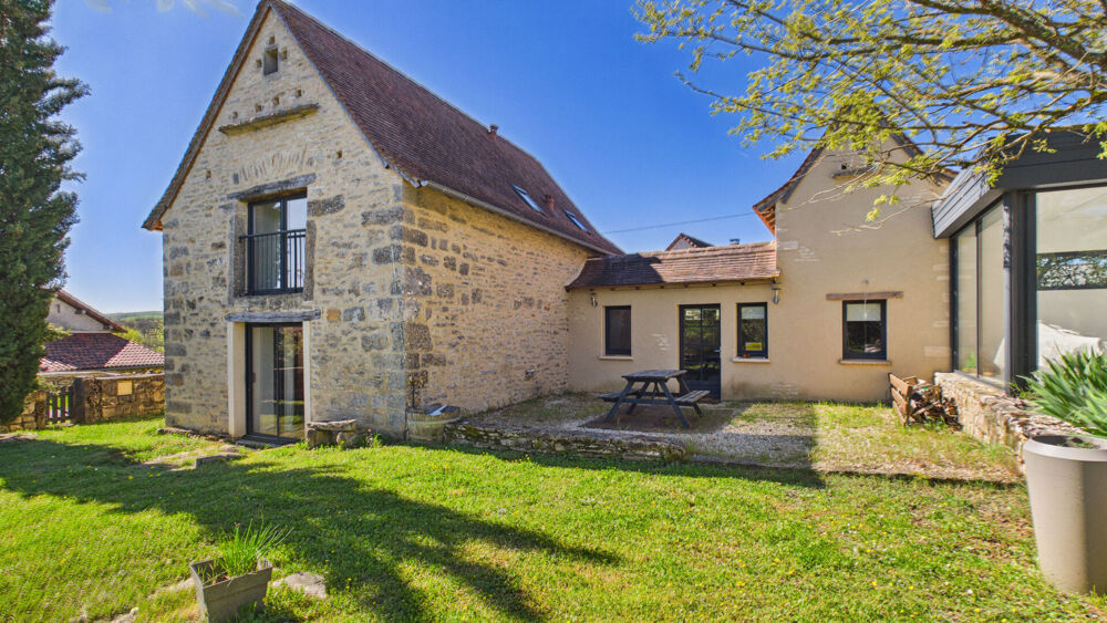 Maison de charme 6 pièces avec piscine, hameau paisible