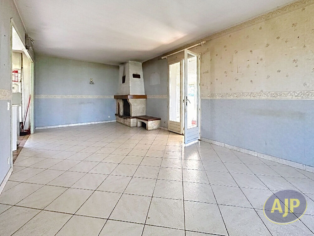 Vente Maison Maison sur sous-sol d'environ 123 m² Fleac sur seugne