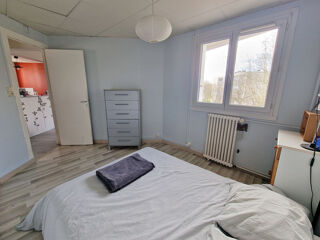  Appartement � vendre 5 pi�ces 73 m�