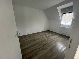  Maison à louer 5 pièces 87 m²