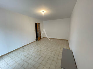  Appartement à louer 2 pièces 49 m²