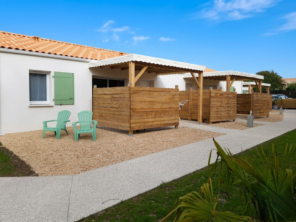 Vente Maison A 15 MINUTES DES SABLES D'OLONNE : Ensemble immobilier aux multiples possibilités sur 2300 m² de terrain Vaire