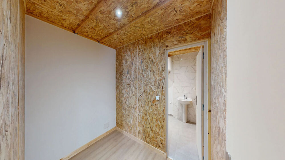   Entrepôt / local d'activités Fréjus 250 m2 + terrain Frejus