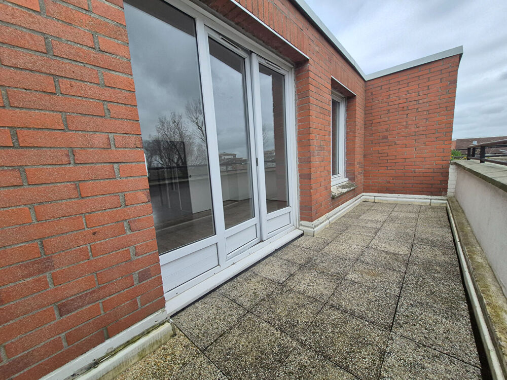 Appartement duplex T4 82 m² Dernier étage Balcon & garage