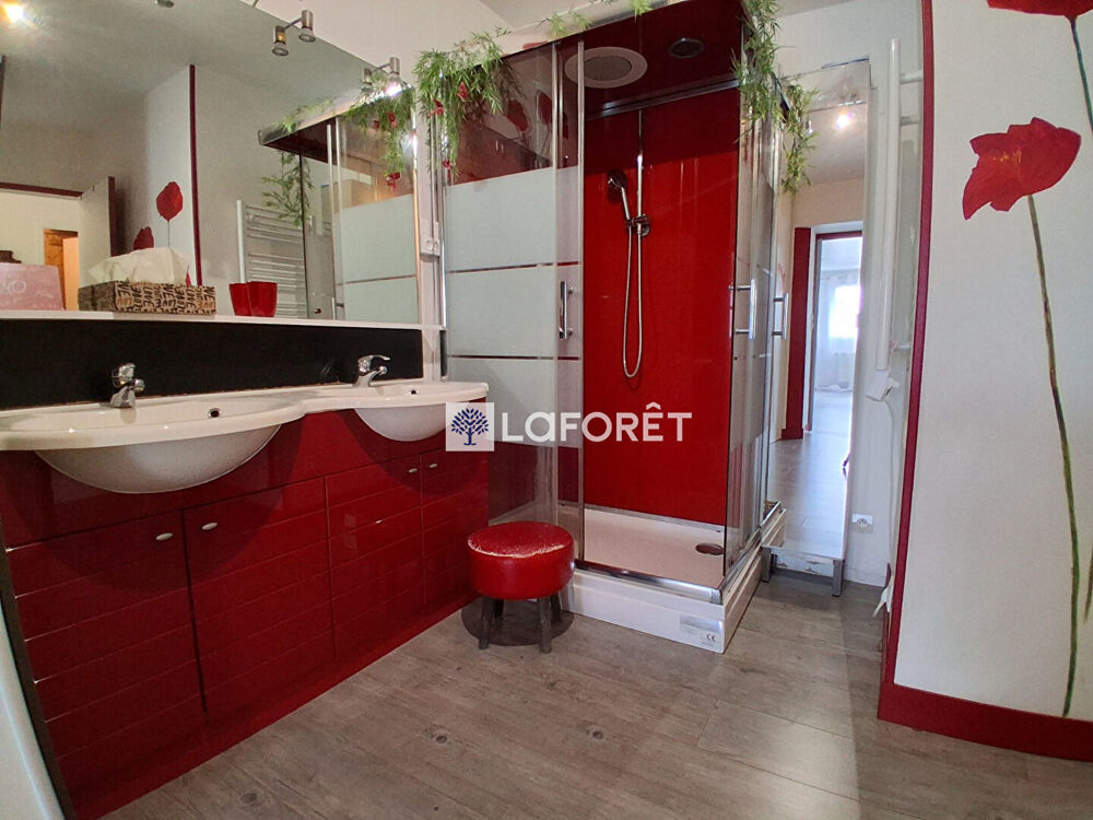 Vente Maison Maison Grentheville 7 pièce(s) 205 m2 Grentheville