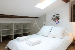  Appartement à louer 5 pièces 152 m²