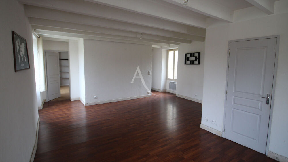 Maison 6 pièces 156 m² · à Puy L Eveque · 156 m² · 128 000 €