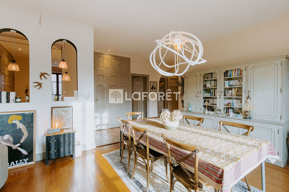 Appartement Aix Les Bains 5 pièce(s) 125.73 m2