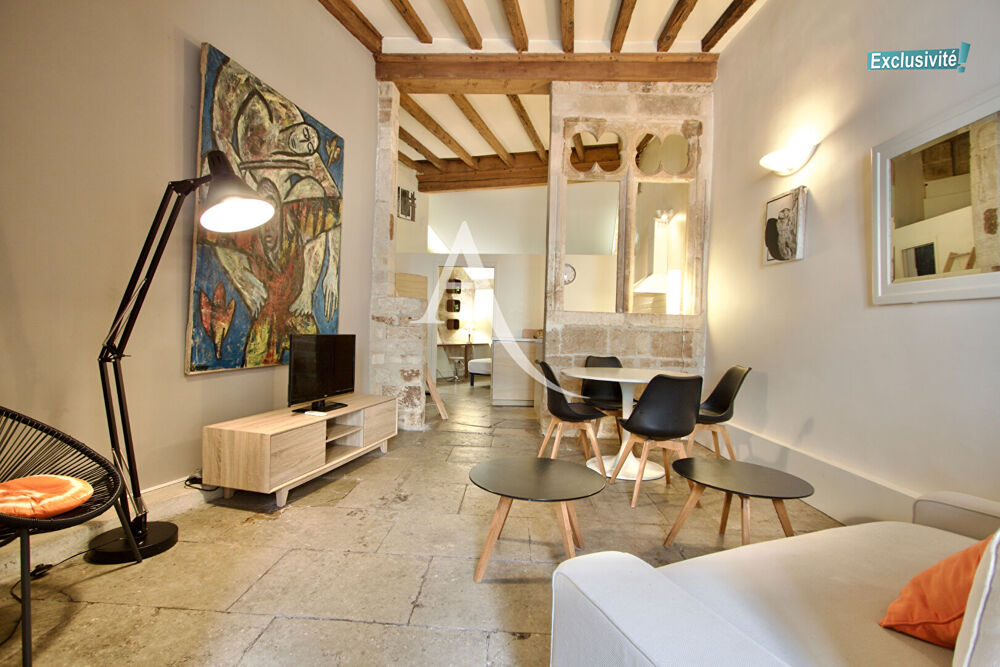 Vente Appartement MONTPELLIER CENTRE - SUPERBE T2 RÉNOVÉ DE 40 m² AVEC MEZZANINE ET BALCON DE VILLE - CLIMATISATION Montpellier