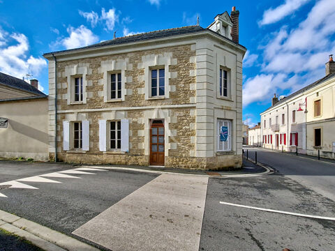   Ensemble maison + ancienne boucherie SAINT GEORGES SUR LAYON Maison - 6 pi�ce(s) - 222 m�