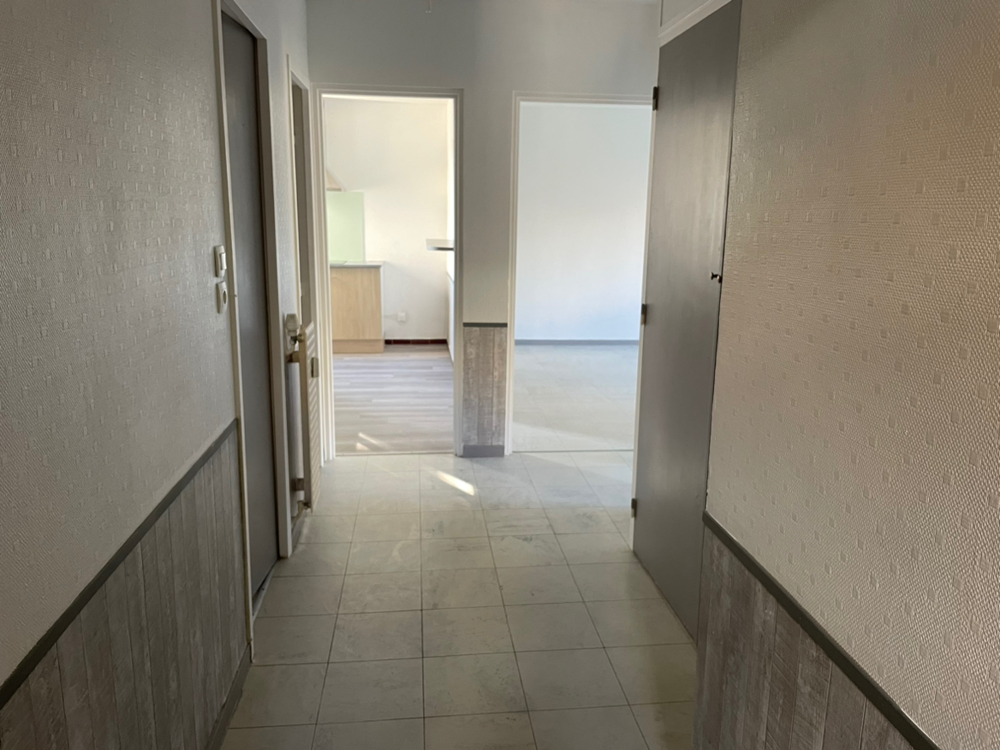Location Appartement APPARTEMENT HEROUVILLE ST CLAIR - 2 pièce(s) - 53m2 Herouville saint clair