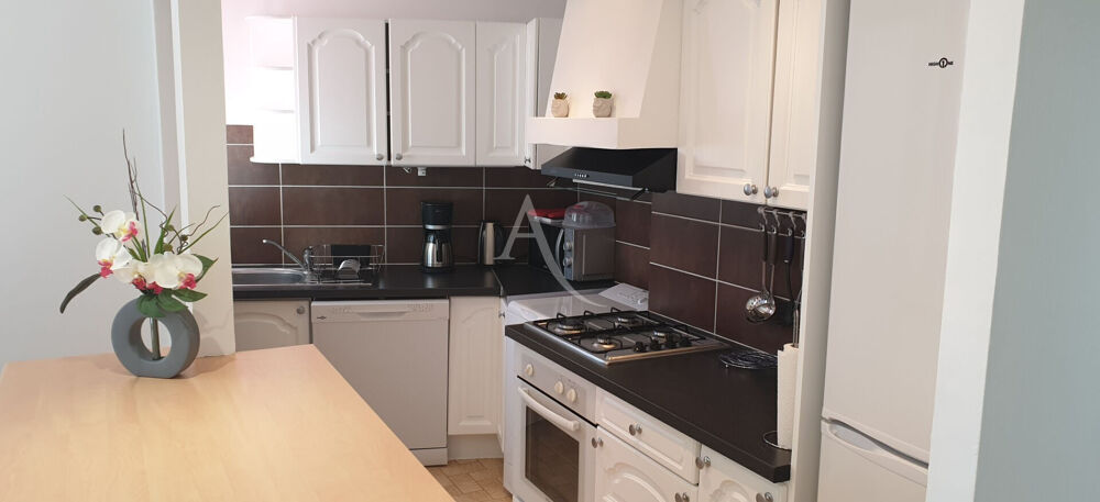 "CHAMBRE MEUBLÉE EN COLOCATION LE MANS / 2 CHAMBRES DISPONIBLES"