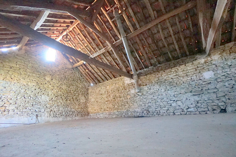 Vente Maison Immeuble à réhabilité à Limay 200 m2 de potentiel Limay