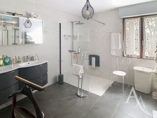  Maison à vendre 6 pièces 244 m²