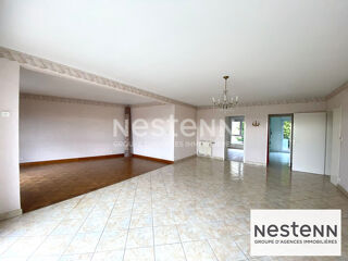  Appartement à louer 4 pièces 125 m²