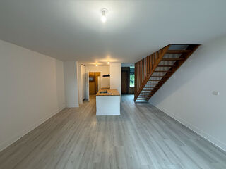  Maison à louer 3 pièces 77 m²