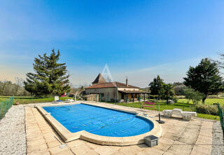  Maison  vendre 7 pices 230 m