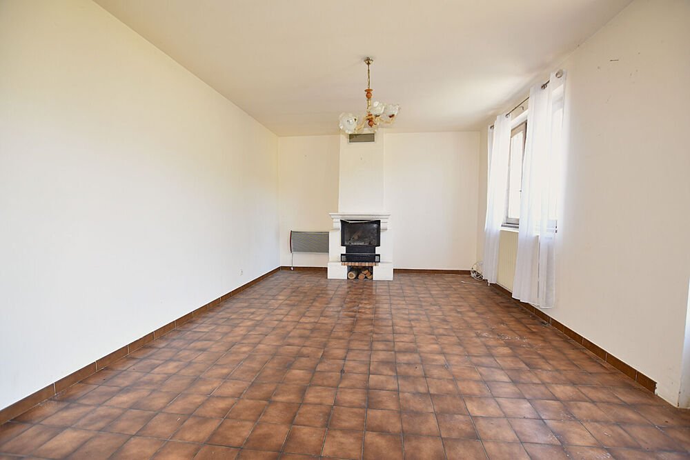 MAISON FAMILIALE :
