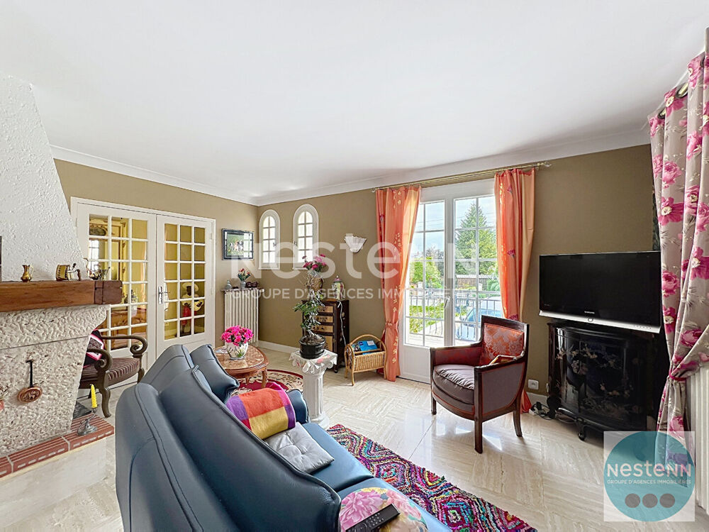 Maison spacieuse de 7 pièces à vendre à La Chaussée Saint Victor