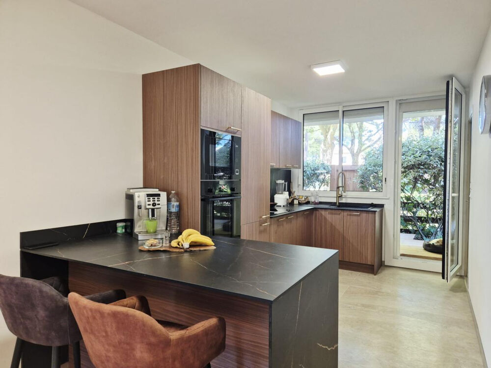 Vente Appartement Grand T4 secteur ponant en rez-de-jardin. La grande motte