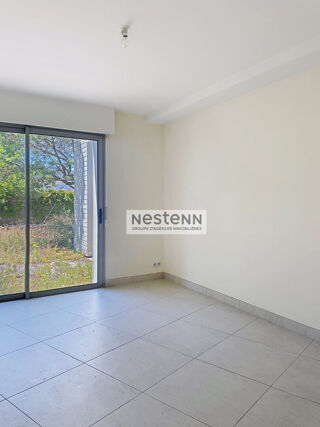  Appartement à louer 3 pièces 102 m²