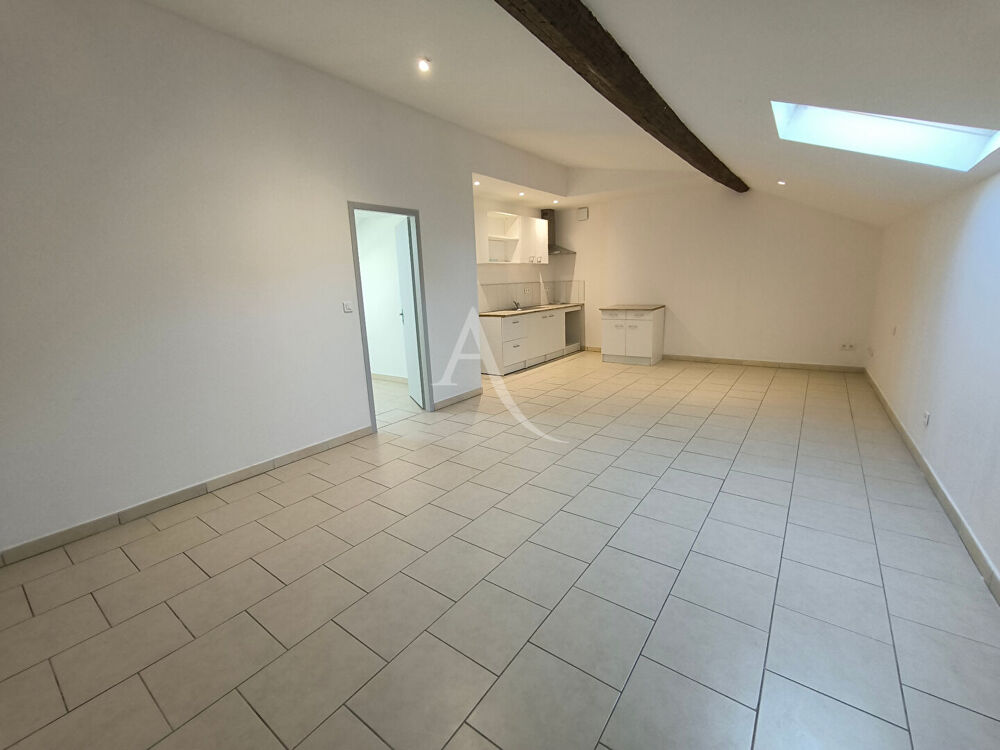 LEZIGNAN-CORBIERES - Appartement T2 à louer proche de toutes commodités