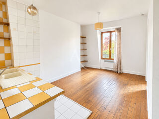 Vente Appartement ABBESSES - T2 vue dégagée sur jardin - potentiel d'agrandissement Paris 18