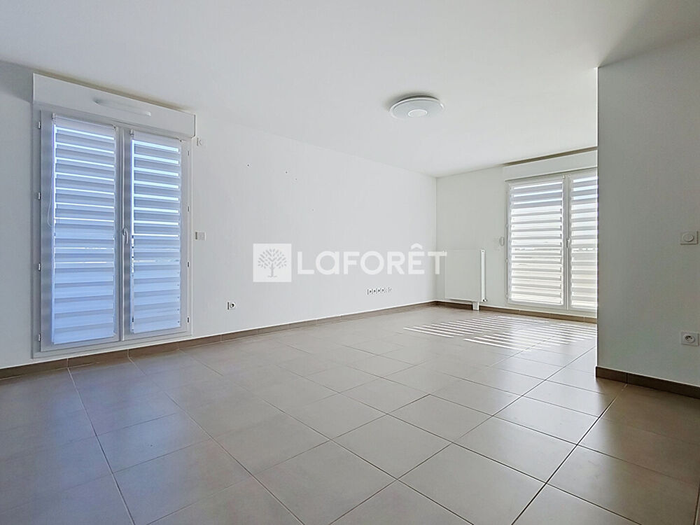 Location Appartement 4 PIECES A LOUER 82m2 avec terrasses Noiseau