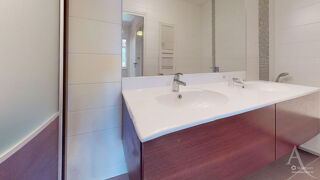  Appartement à vendre 6 pièces 141 m²