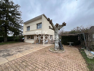  Maison  vendre 5 pices 82 m