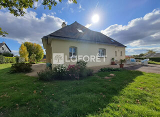  Maison  vendre 8 pices 230 m