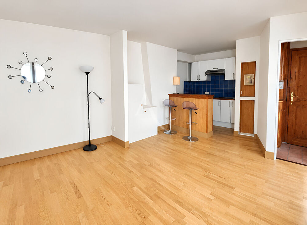 Vente Appartement Beau studio en arrière cour Paris 13
