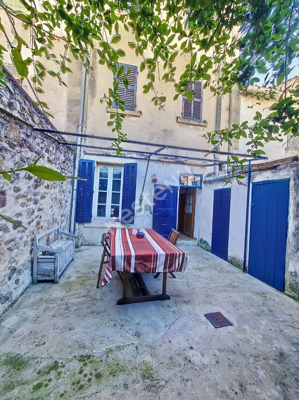 Vente Maison La Seyne Sur Mer Maison de village de 104 m² du 19éme siécle avec 4 chambres La seyne sur mer
