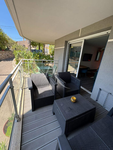  Appartement � louer 2 pi�ces 33 m� Cannes