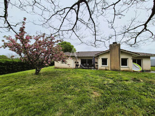  Maison  vendre 6 pices 120 m Villeneuve de marsan