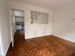  Appartement à louer 2 pièces 38 m²