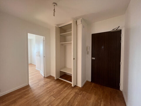  Appartement � louer 4 pi�ces 79 m�