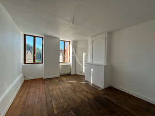 Maison à louer 5 pièces 136 m²