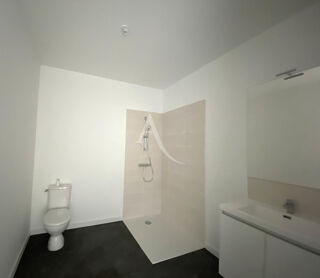  Appartement  vendre 4 pices 81 m