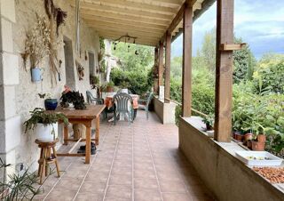  Maison à vendre 15 + pièces 424 m²