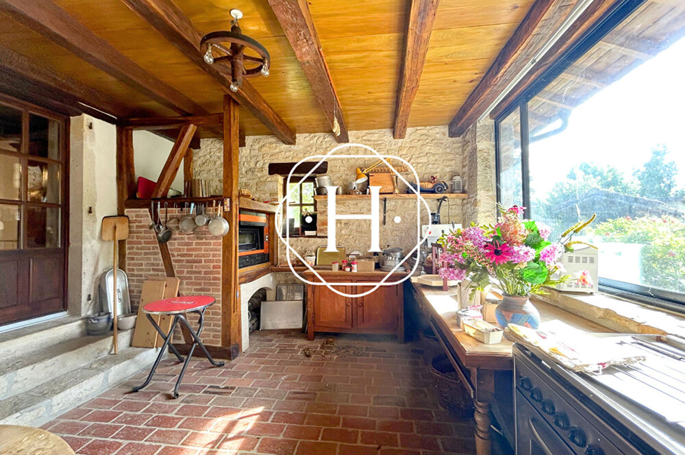 Maison de charme Meillonnas 10 pièce(s) 256.60 m2