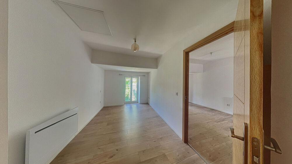 Vente Appartement AVIGNON INTRA-MUROS ? SECTEUR JOSEPH VERNET ? T2 DE 35 M² ? DERNIER ÉTAGE Avignon
