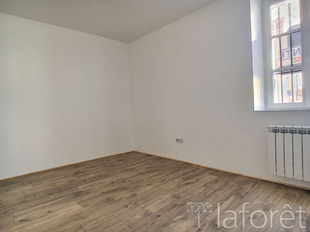 Location Appartement Appartement Châlons en Champagne,  1 pièce(s) 37.63 m2 Chalons en champagne