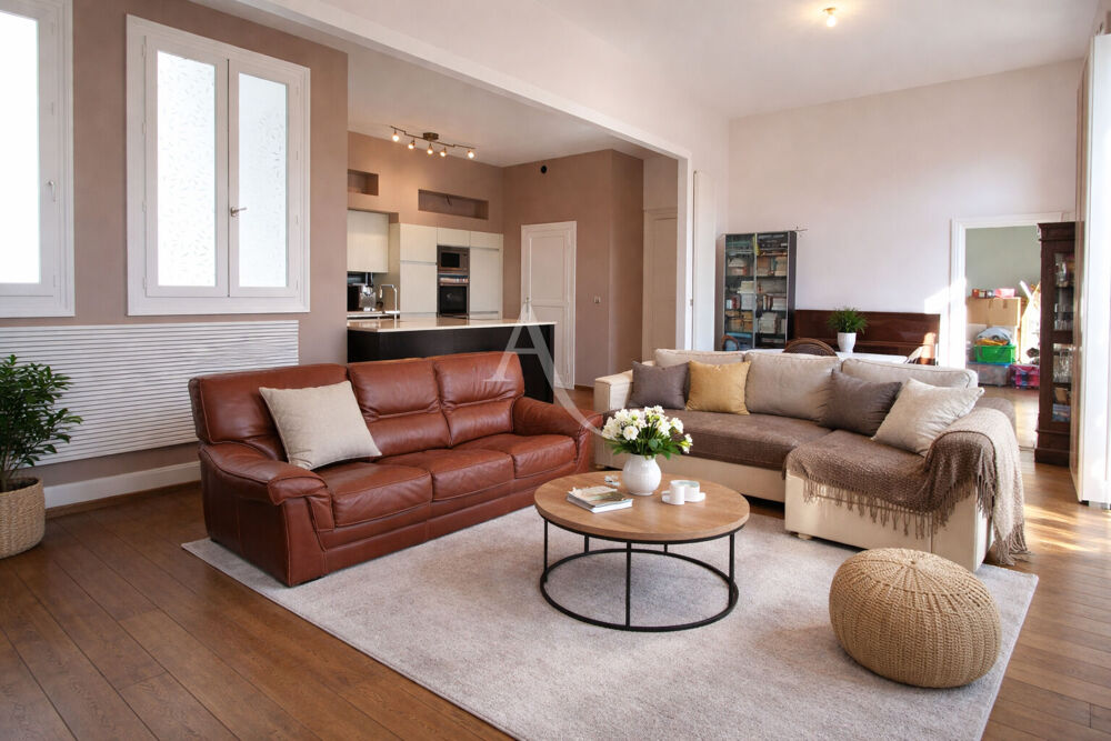 Appartement haussmannien au coeur de Sète 117 m2
