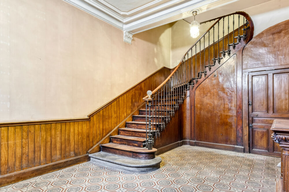 Vente Maison Hotel particulier du XIXe avec jardin et grand garage Carcassonne
