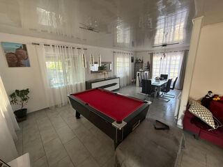  Maison à vendre 10 pièces 198 m²